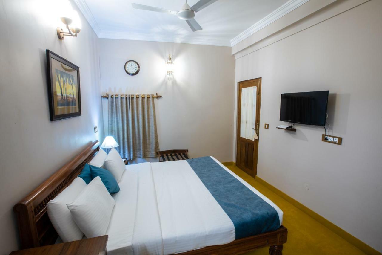 19Villamira Pondicherry Bagian luar foto
